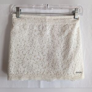 Ambercombrie&Fitch XS Elegan Light Cream Lace Feminine Mini Skirt